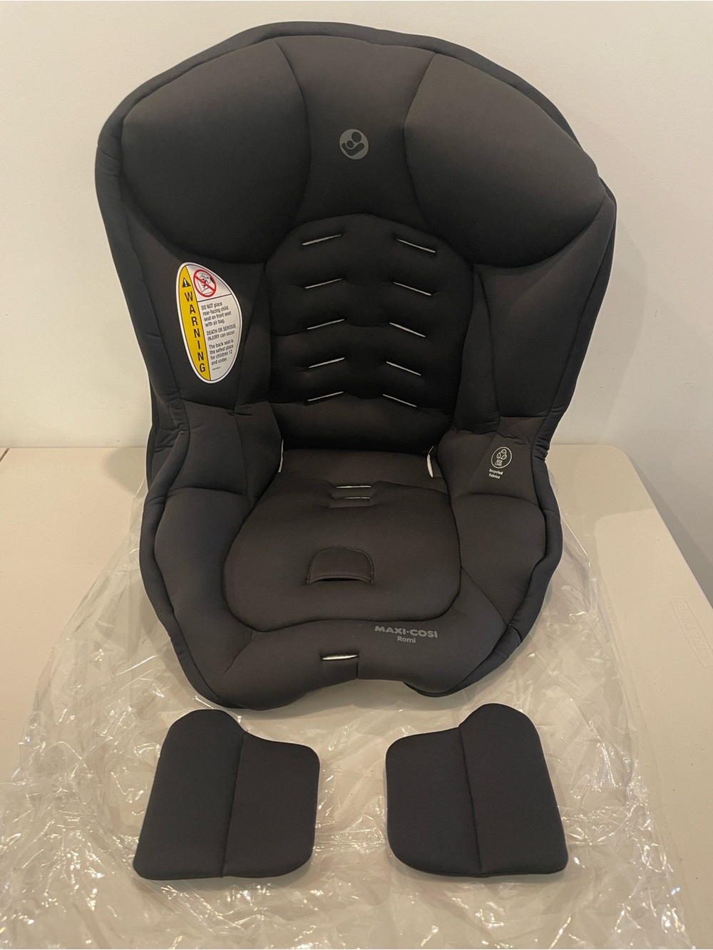 BRAND NEW OEM Maxi-Cosi Romi Black Sea Shadow Seat Cover Harness Pads CC402HHH